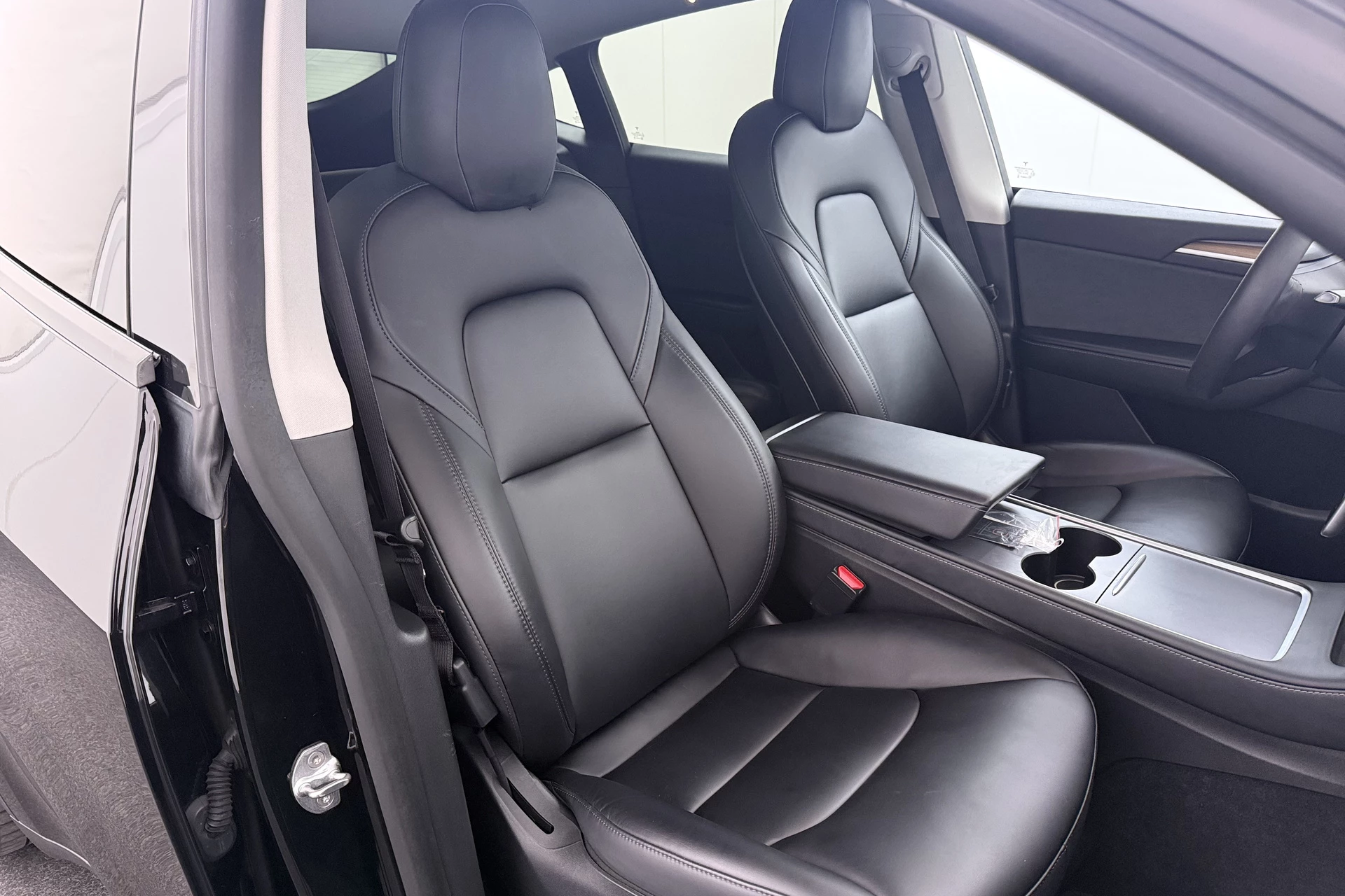 Hoofdafbeelding Tesla Model Y