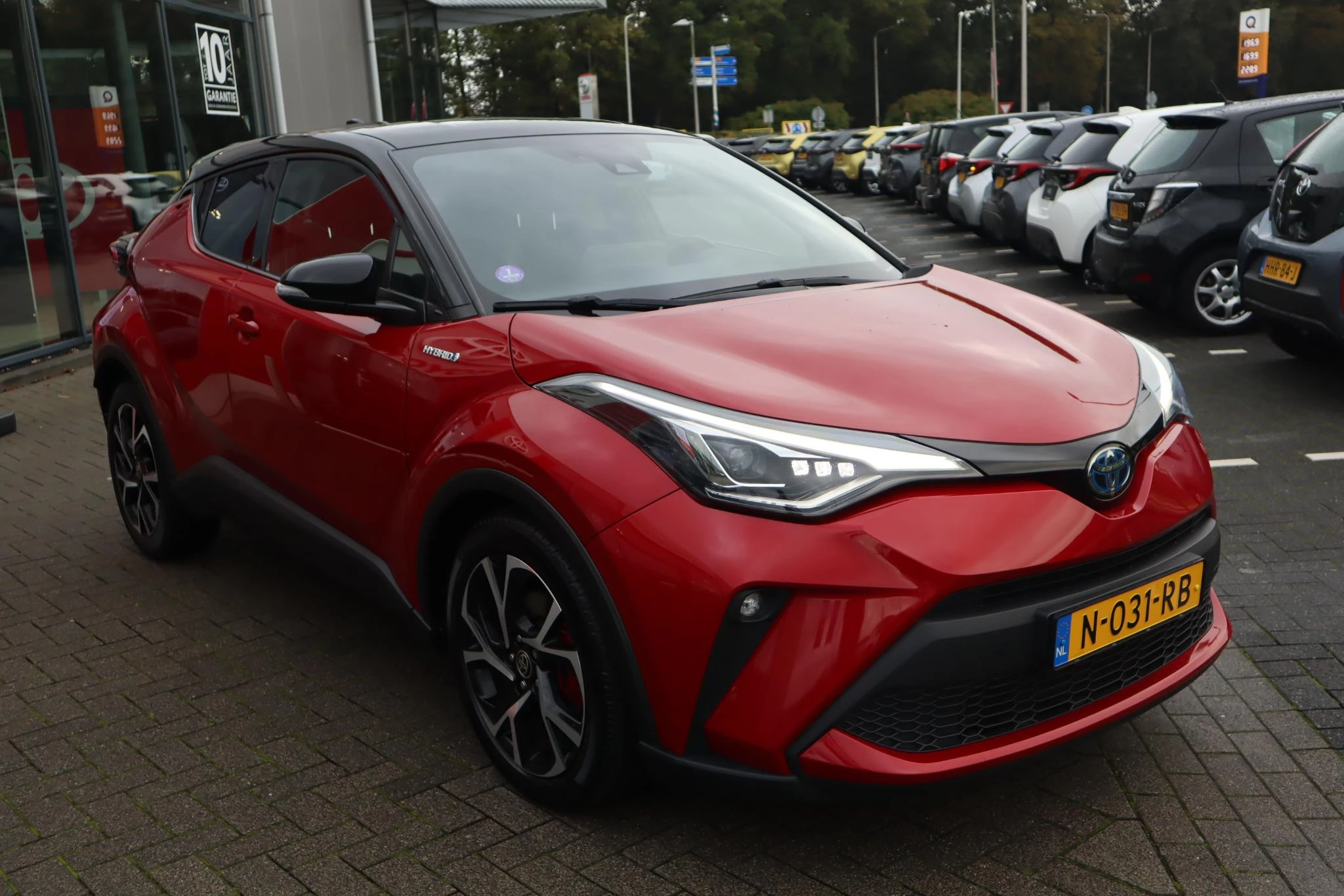Hoofdafbeelding Toyota C-HR