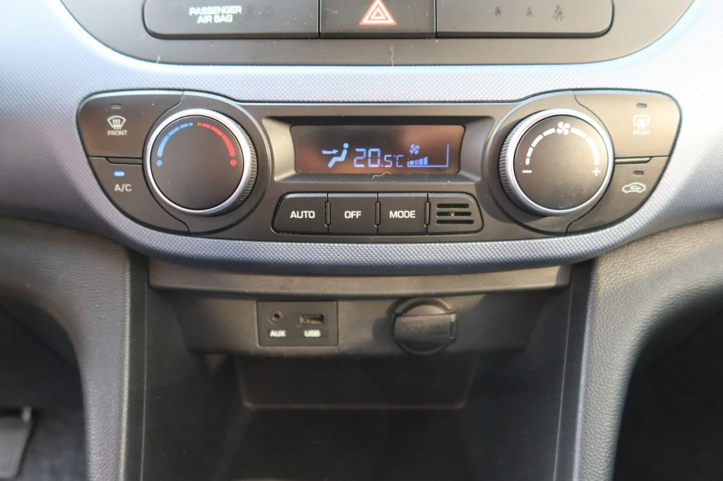 Hoofdafbeelding Hyundai i10