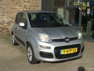 Hoofdafbeelding Fiat Panda Fiat Panda 0.9 TwinAir Lounge uitvoering AIRCO/LICHTMETAAL/OPTIES