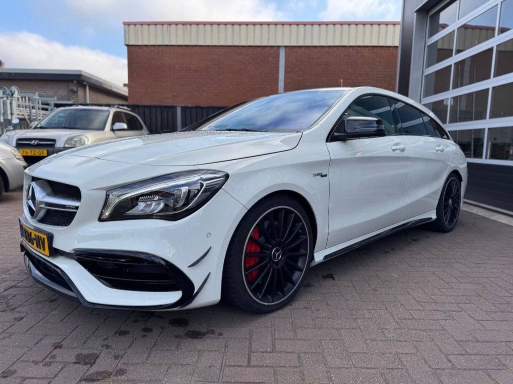 Hoofdafbeelding Mercedes-Benz CLA