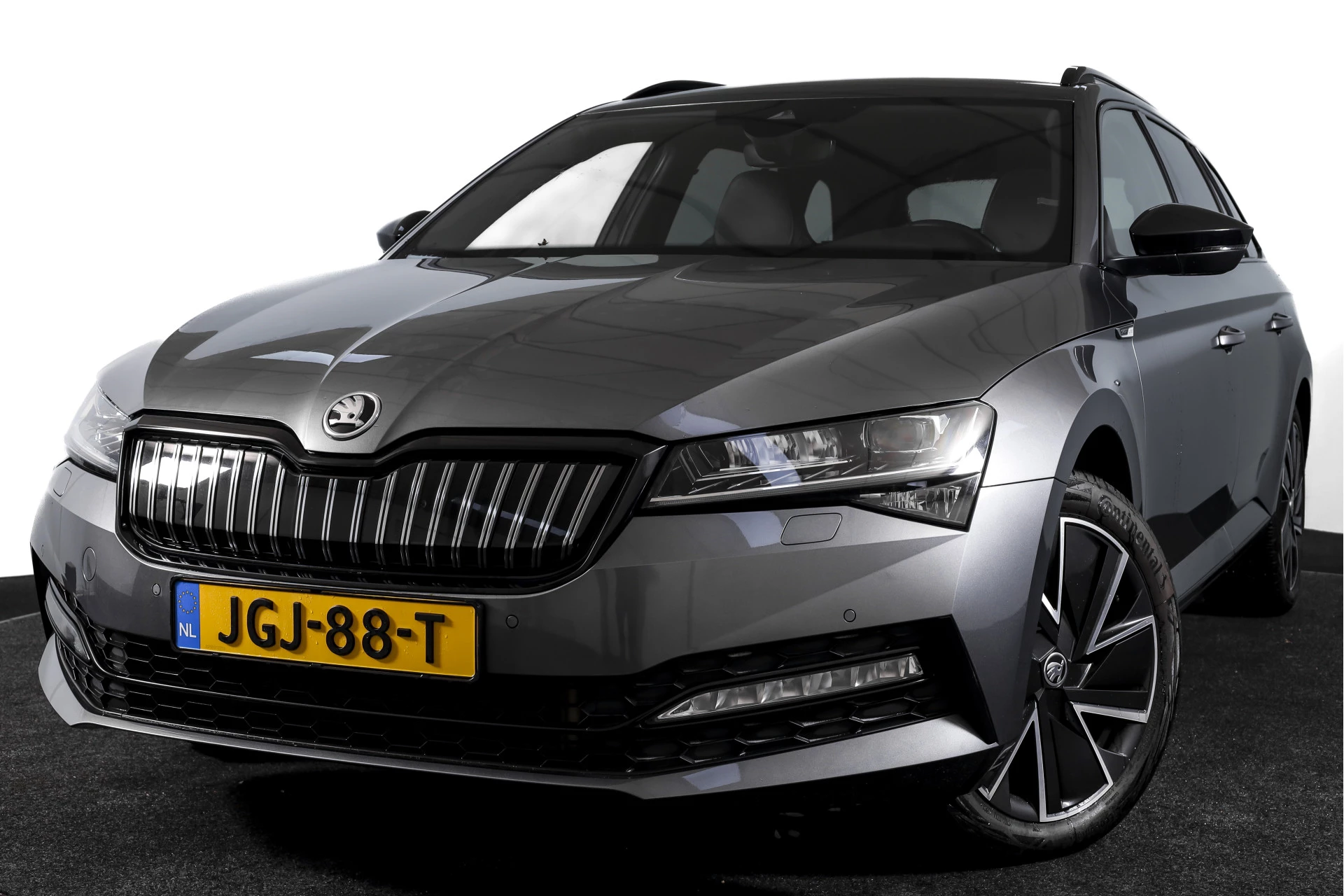 Hoofdafbeelding Škoda Superb