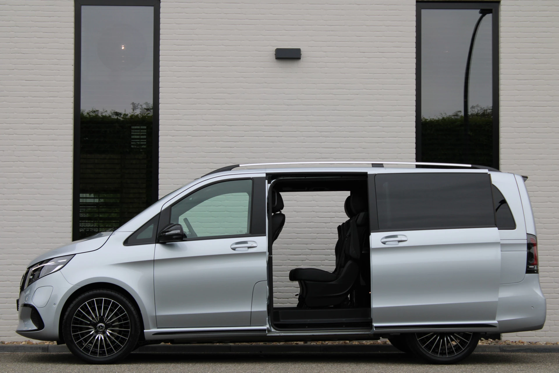 Hoofdafbeelding Mercedes-Benz EQV