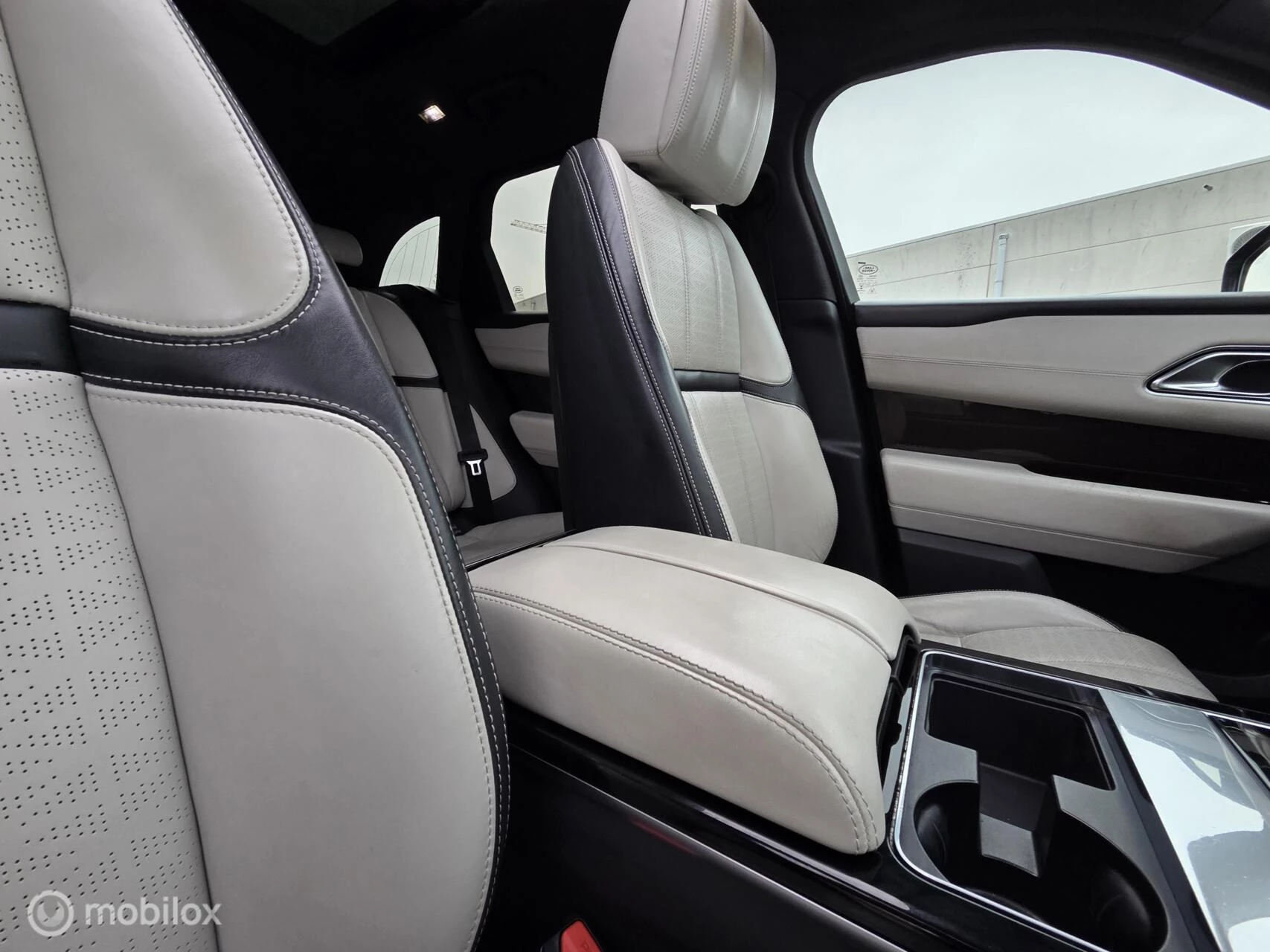 Hoofdafbeelding Land Rover Range Rover Velar