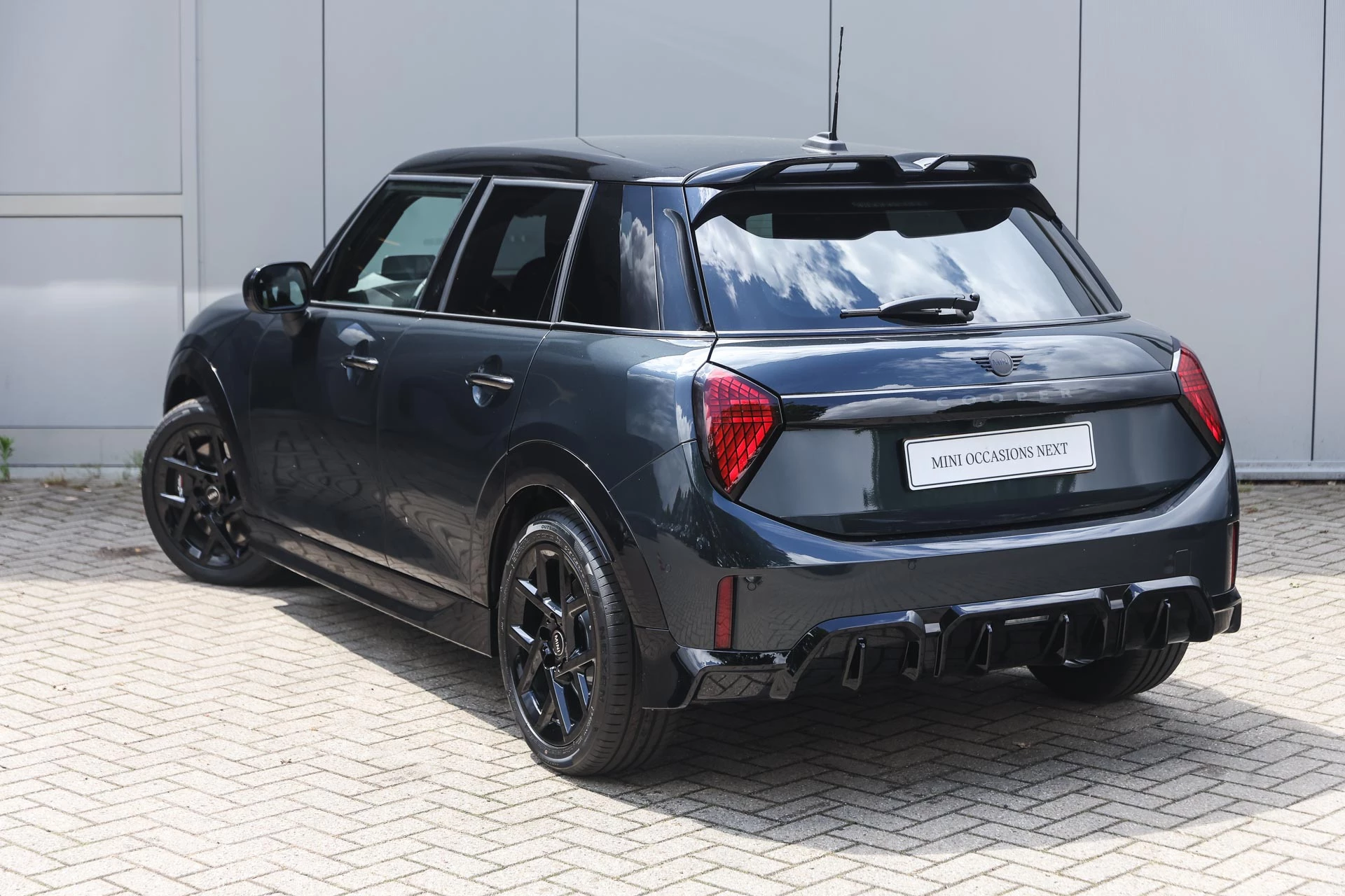 Hoofdafbeelding MINI 5-deurs