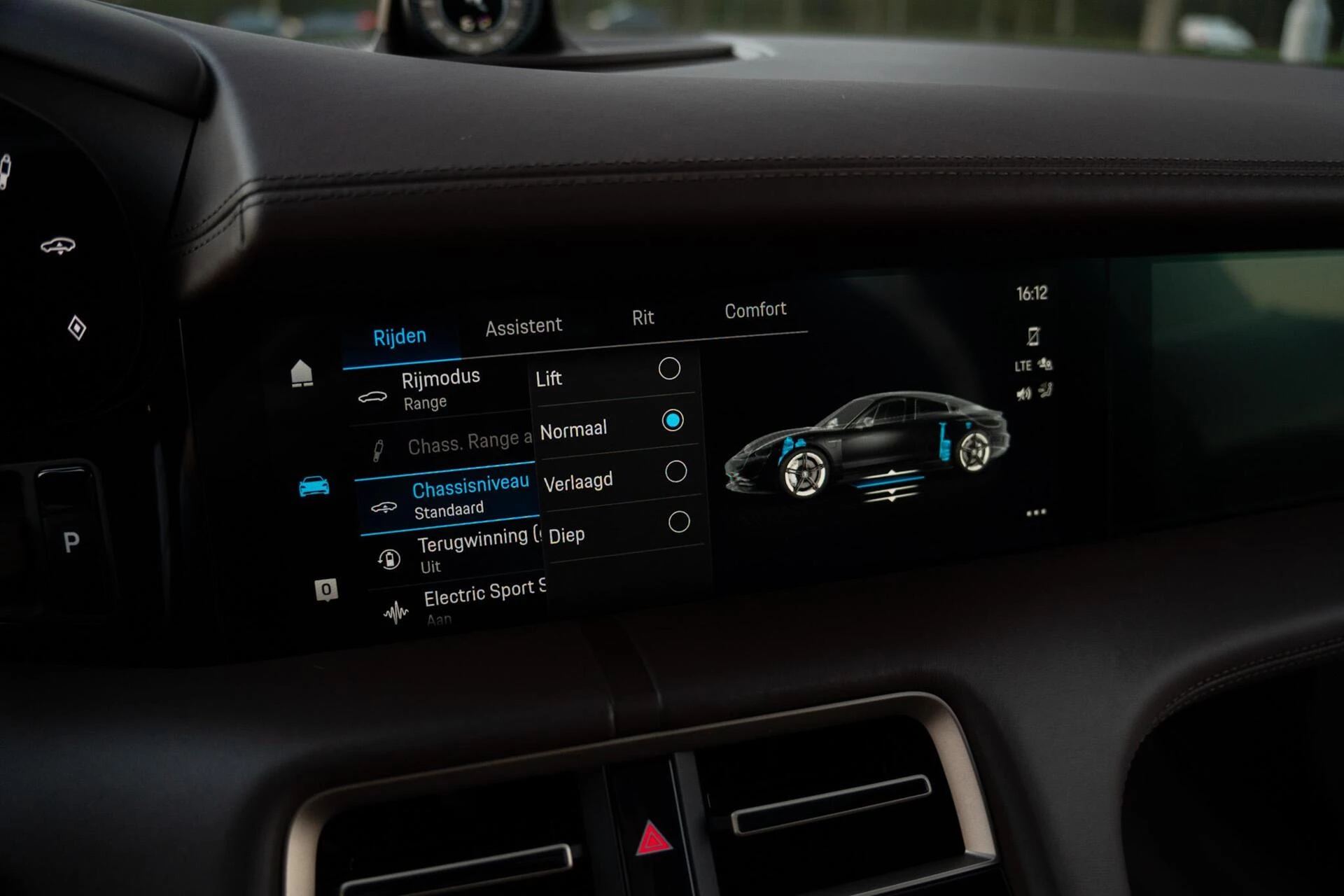 Hoofdafbeelding Porsche Taycan