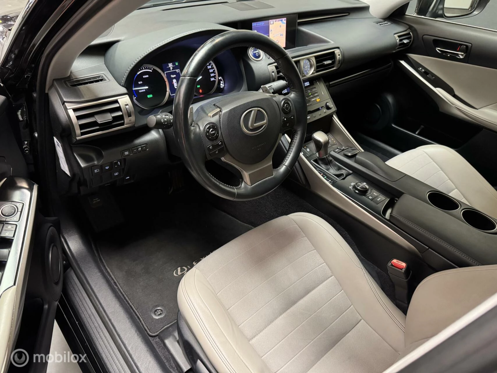Hoofdafbeelding Lexus IS