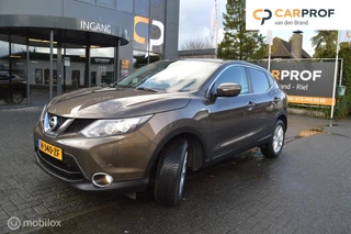 Hoofdafbeelding Nissan QASHQAI Nissan Qashqai 1.2 Connect Edition trekhaak pano cruise