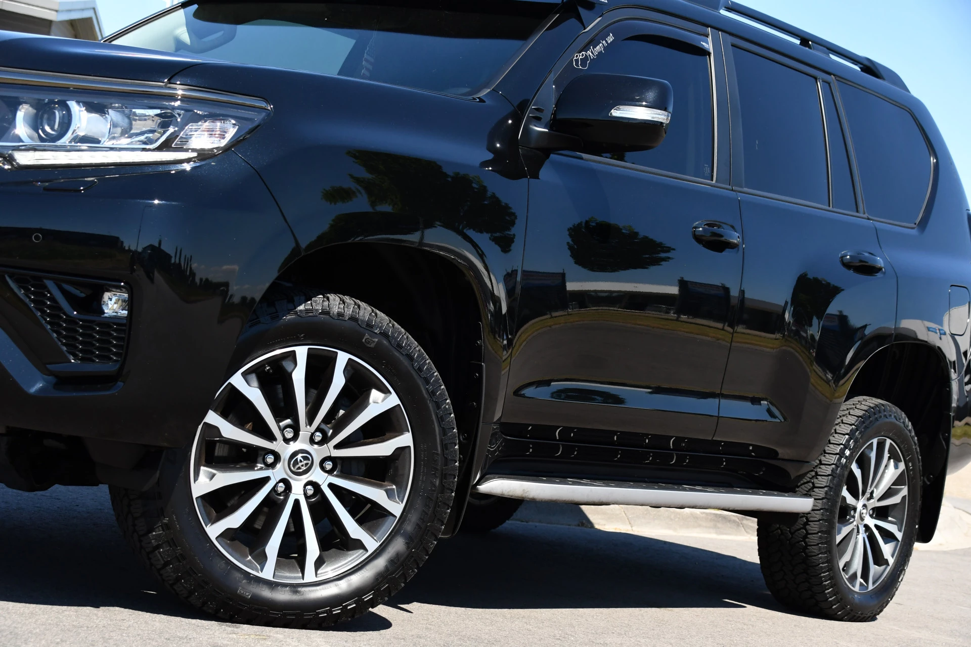 Hoofdafbeelding Toyota Land Cruiser