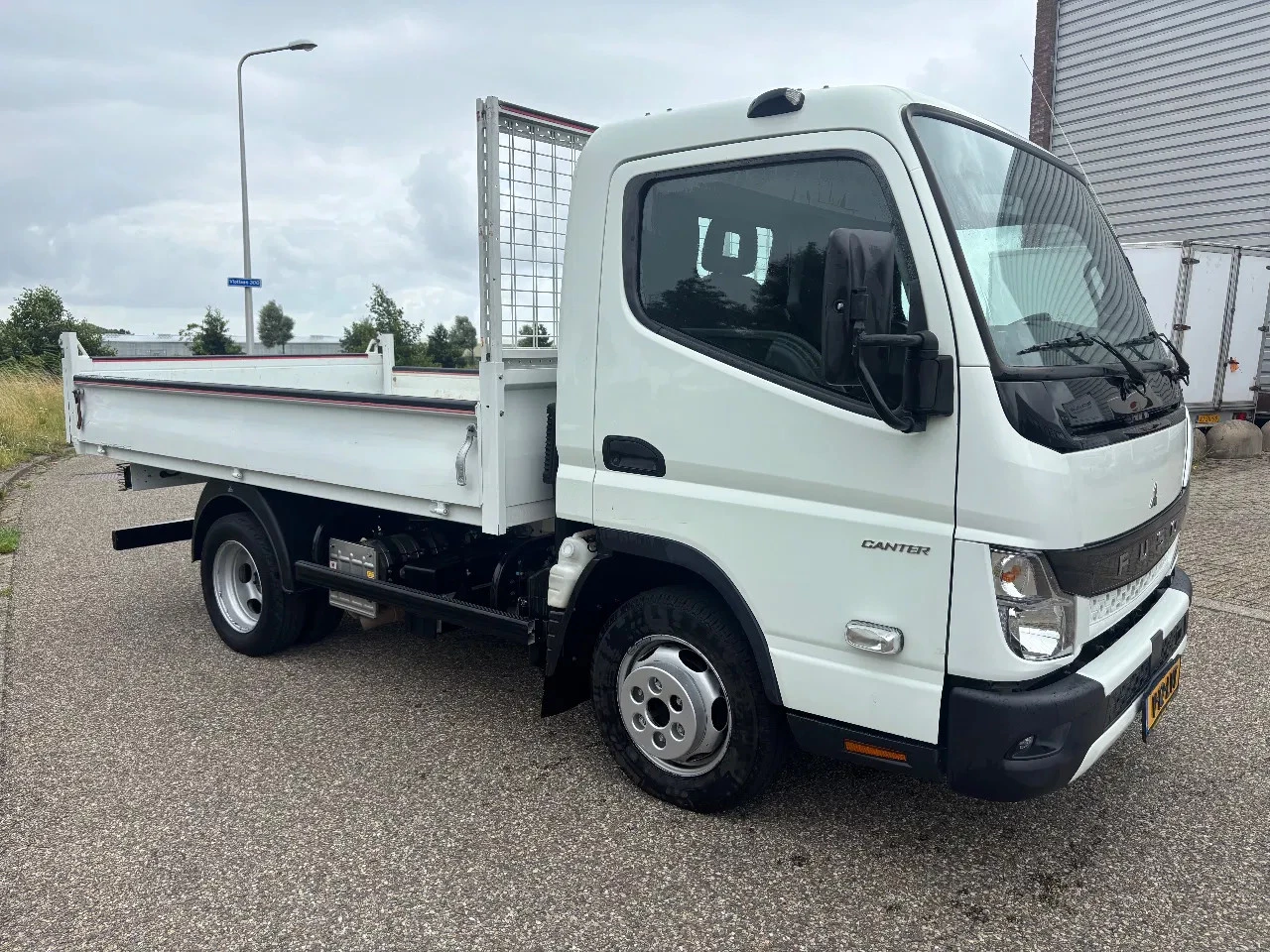Hoofdafbeelding FUSO Canter