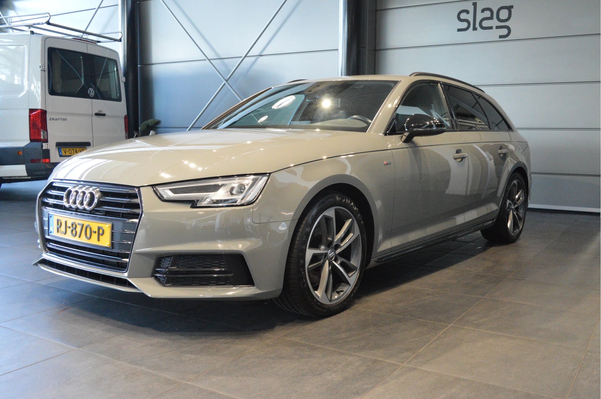 Hoofdafbeelding Audi A4