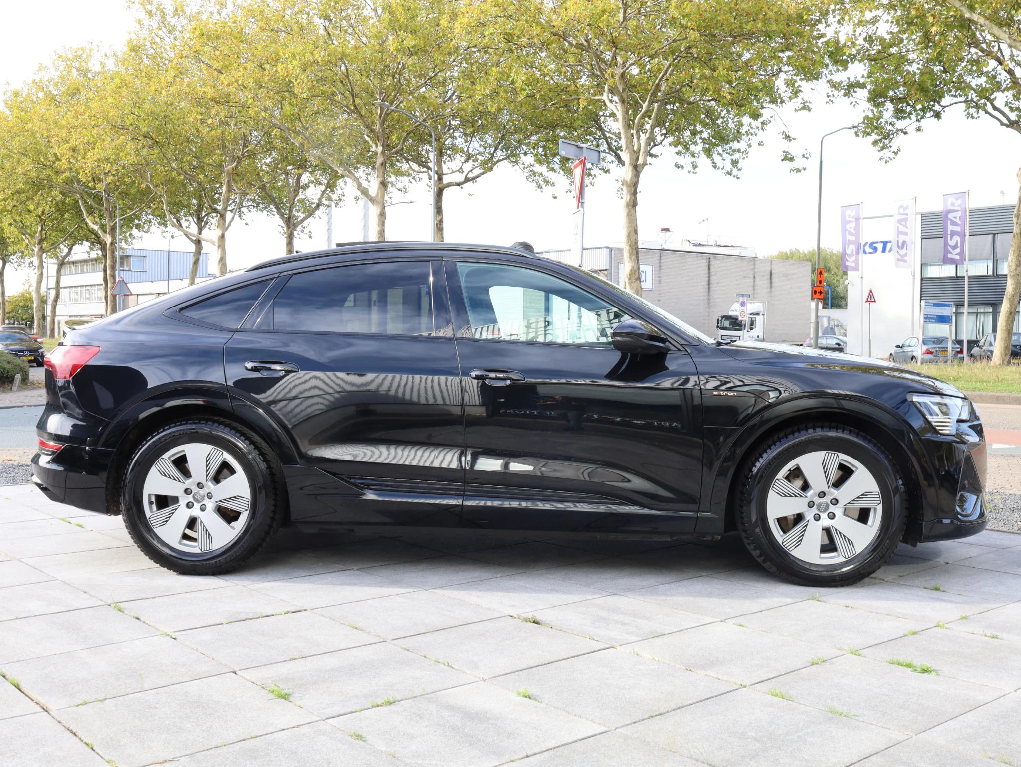 Hoofdafbeelding Audi e-tron