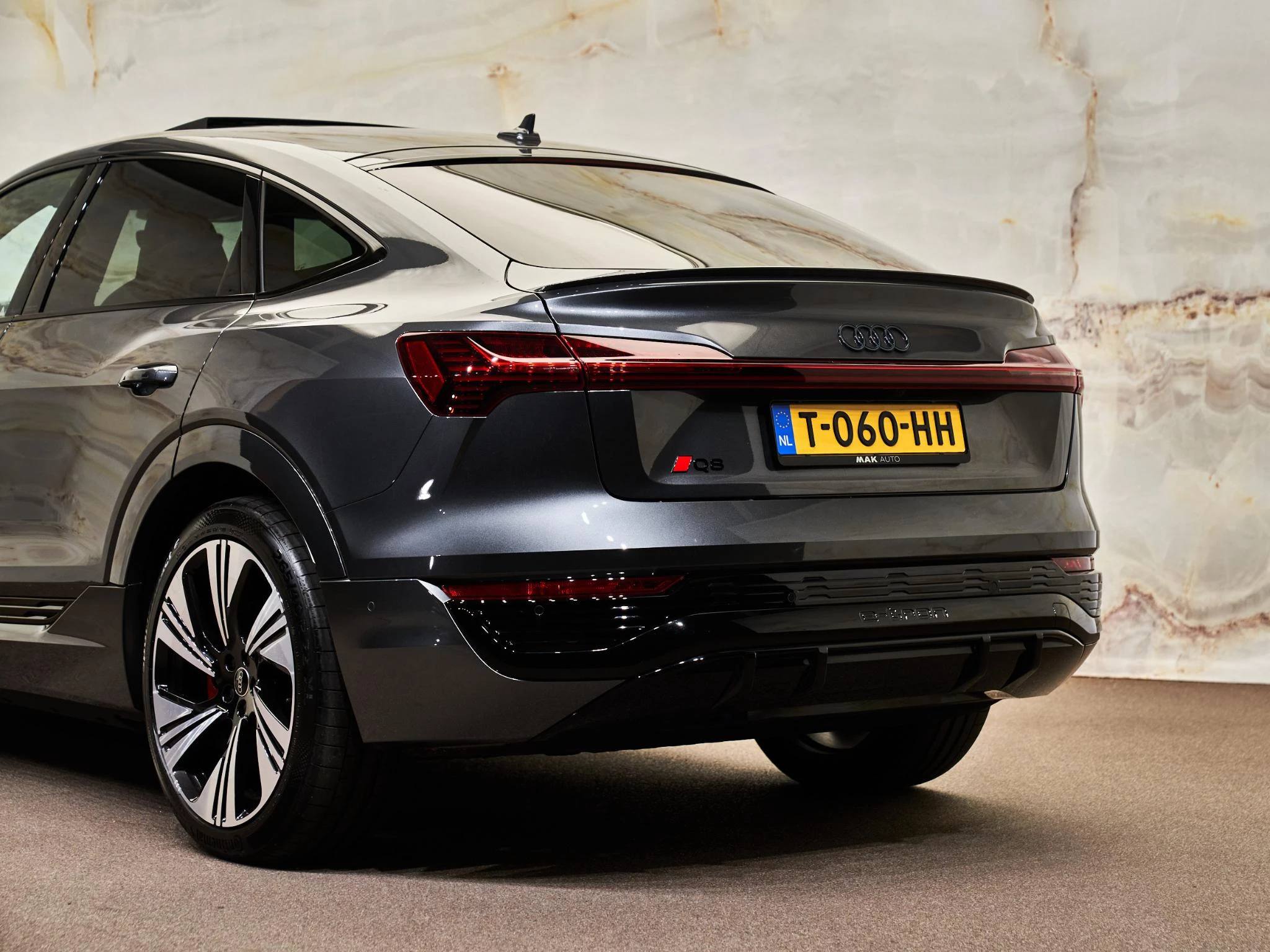 Hoofdafbeelding Audi Q8 Sportback e-tron