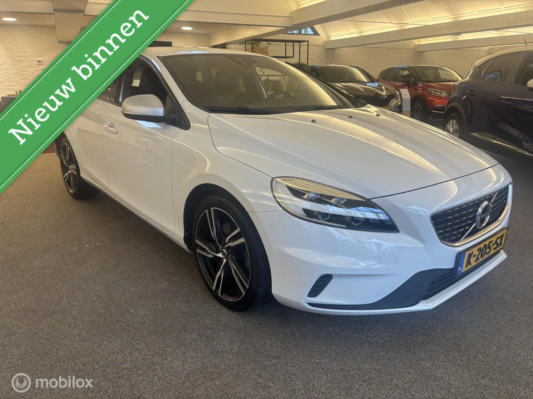 Hoofdafbeelding Volvo V40