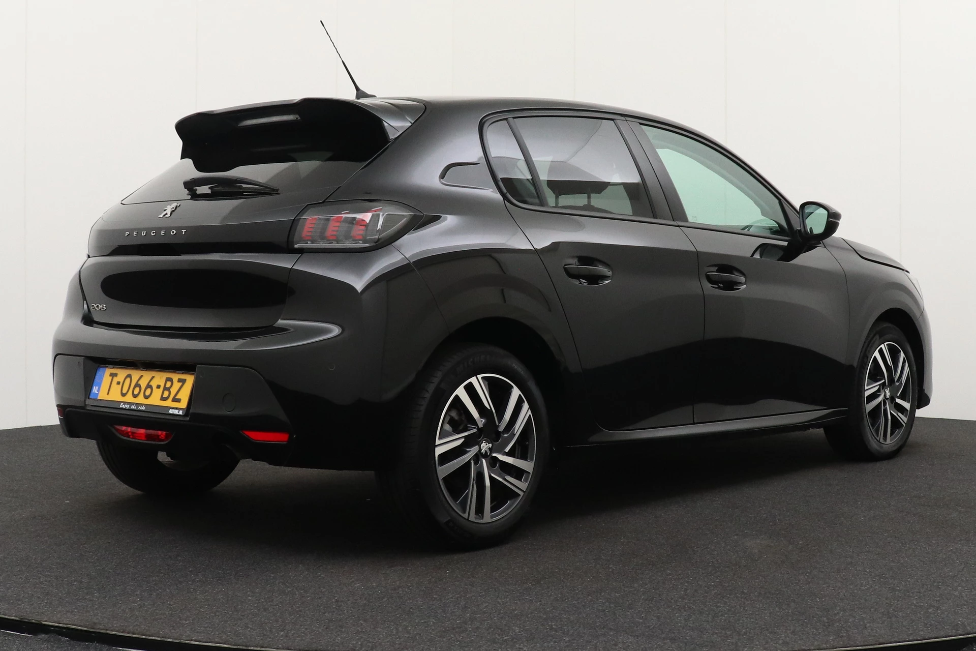 Hoofdafbeelding Peugeot 208