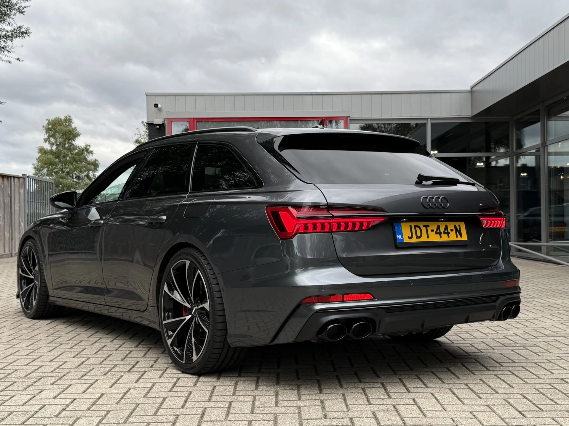 Hoofdafbeelding Audi A6