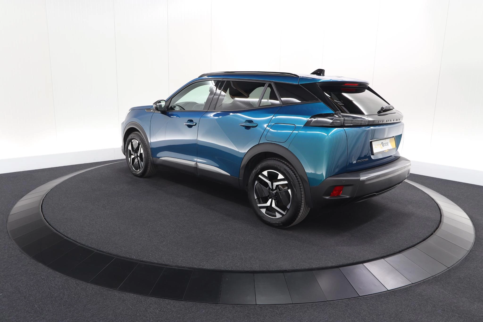 Hoofdafbeelding Peugeot e-2008