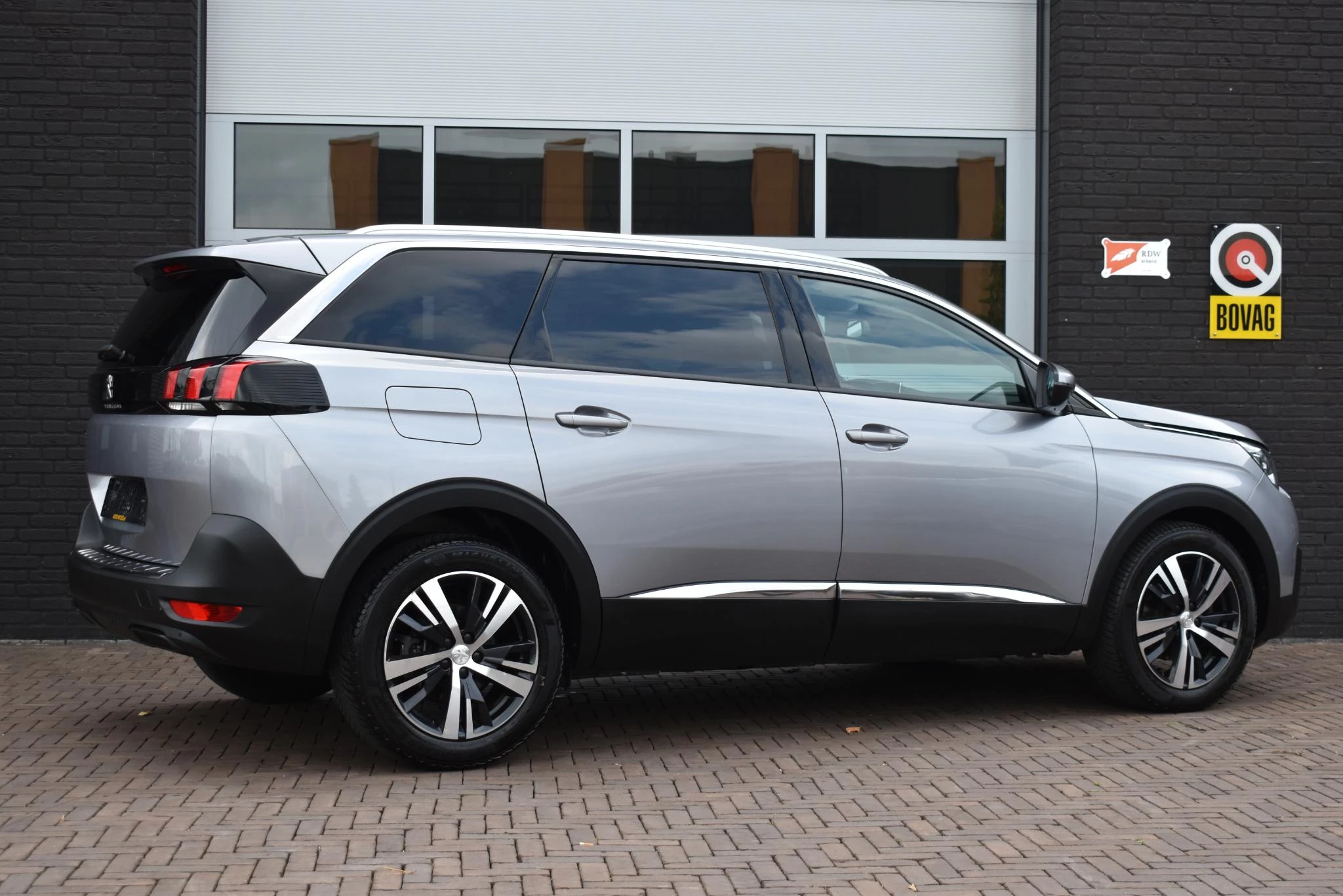 Hoofdafbeelding Peugeot 5008