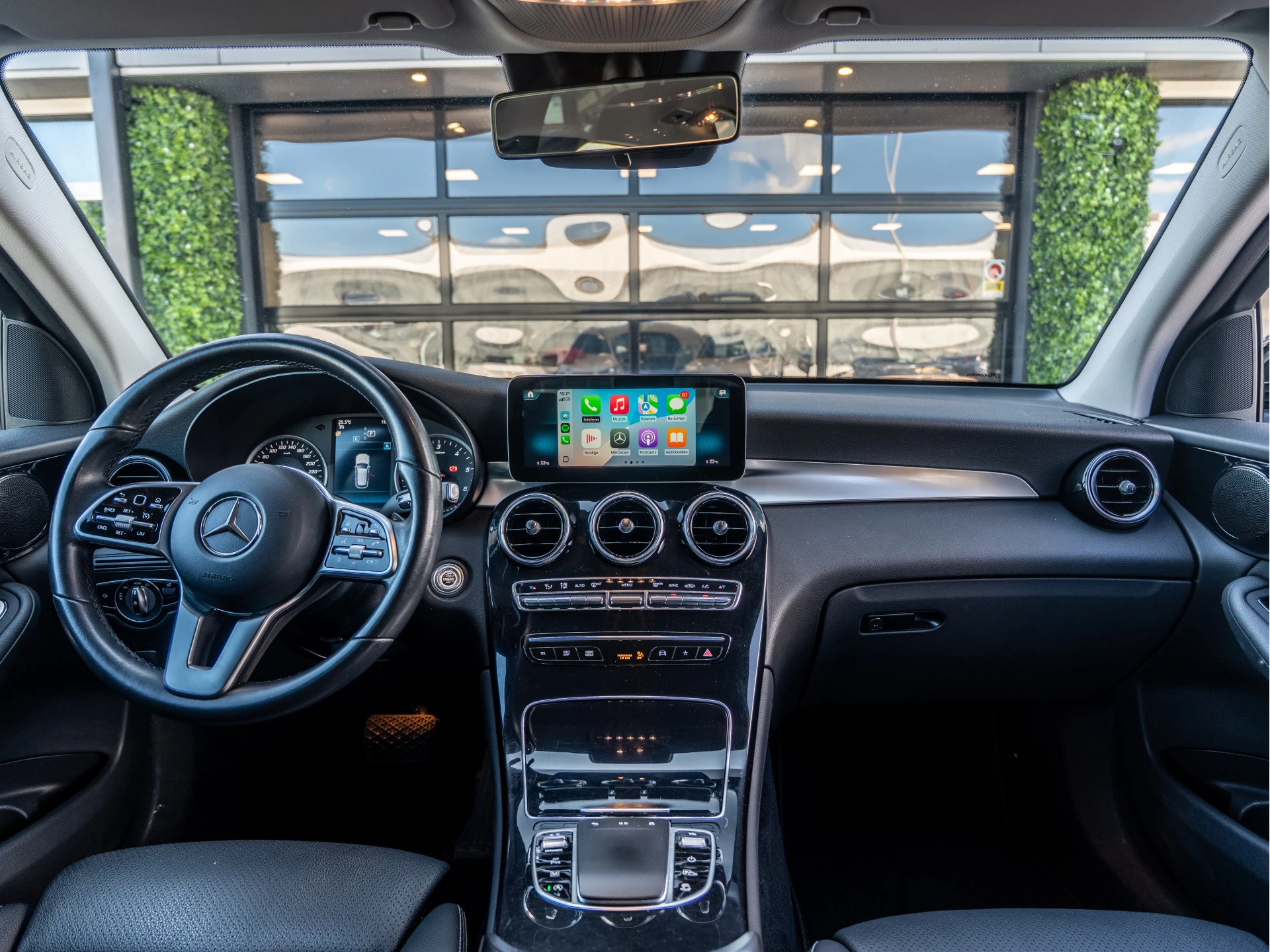 Hoofdafbeelding Mercedes-Benz GLC
