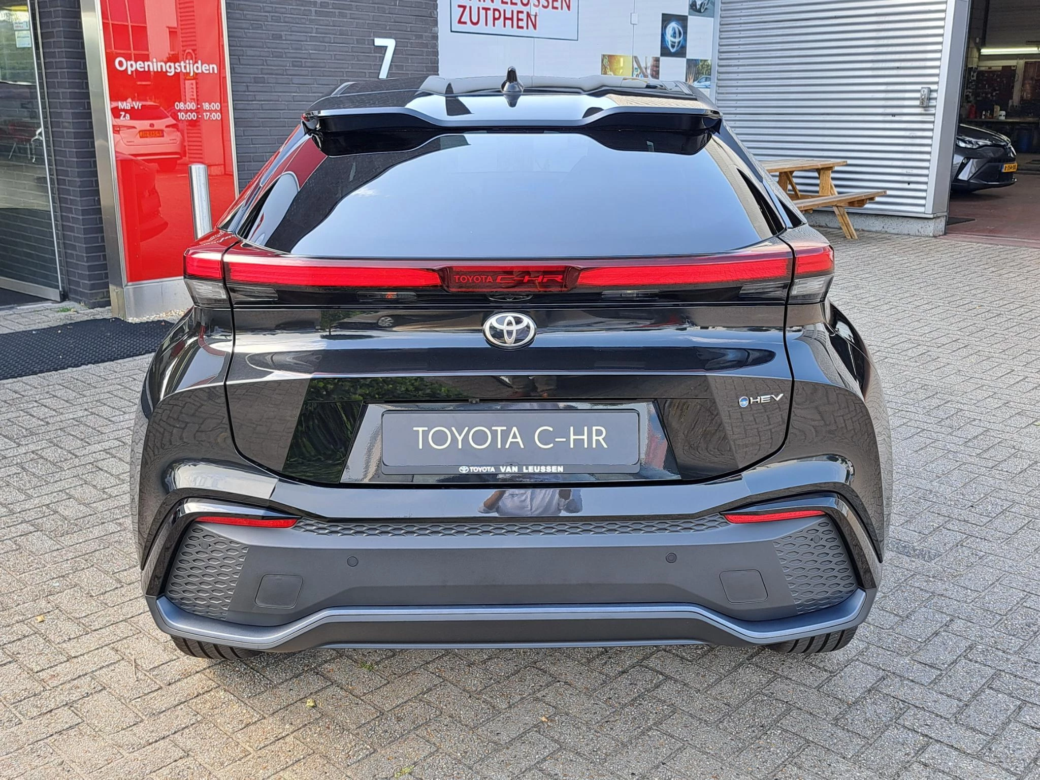 Hoofdafbeelding Toyota C-HR