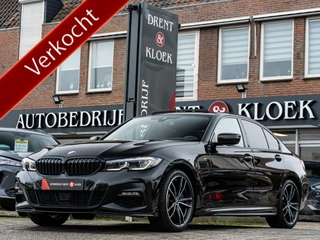 BMW 3 Serie 330e High Exe M-Sport PANO LASER HARMAN KARDON HUD 360 CAMERA MEMORY STOEL BOMVOL!!