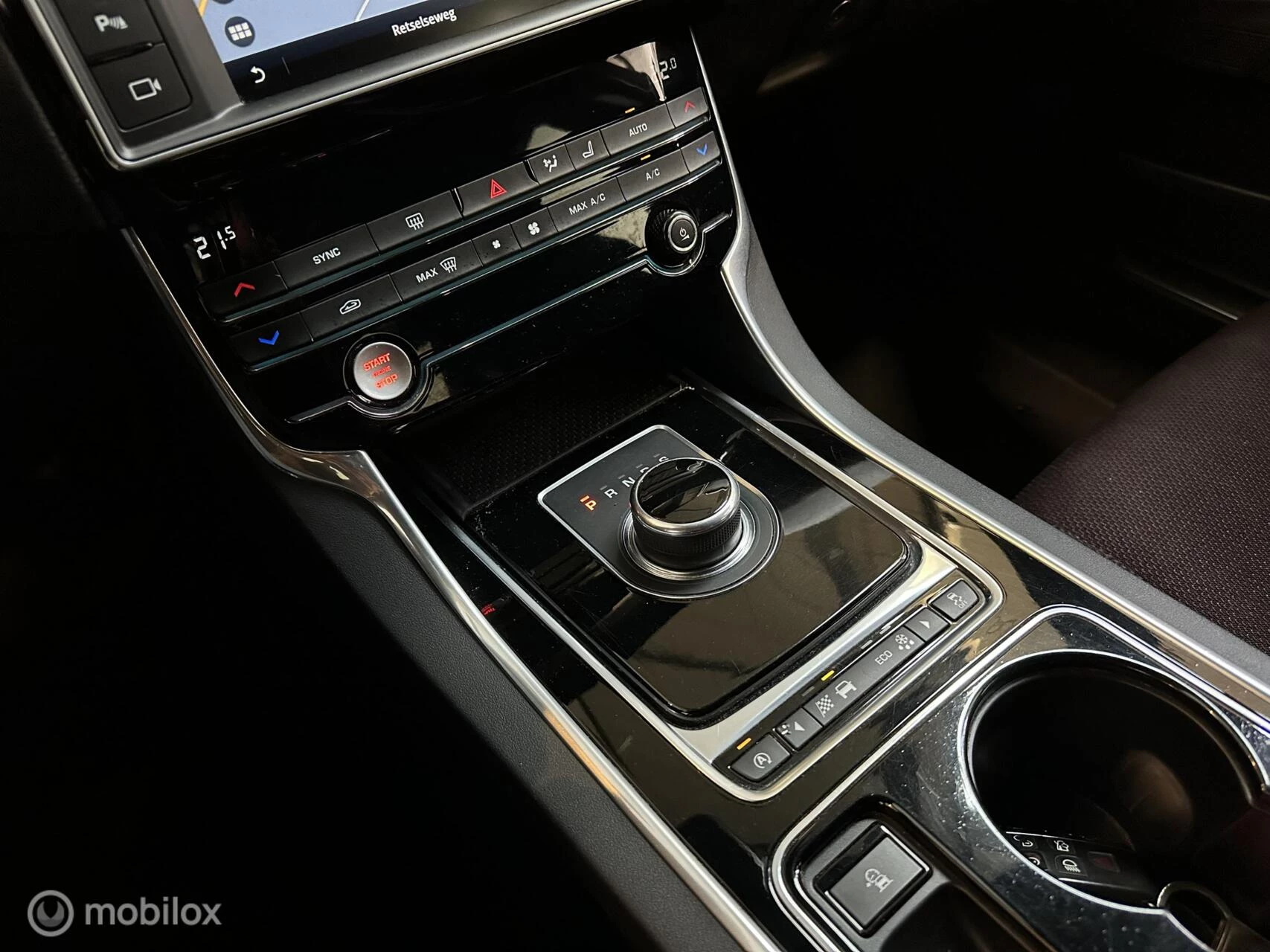 Hoofdafbeelding Jaguar XE