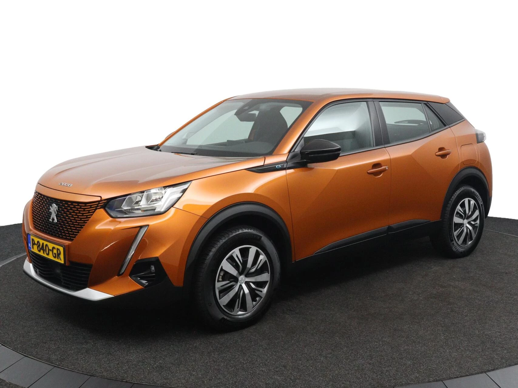 Hoofdafbeelding Peugeot e-2008