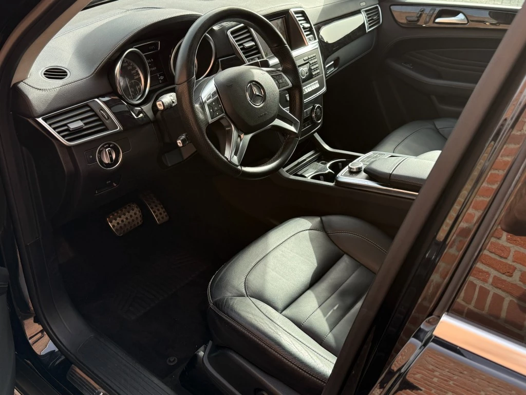 Hoofdafbeelding Mercedes-Benz M-Klasse