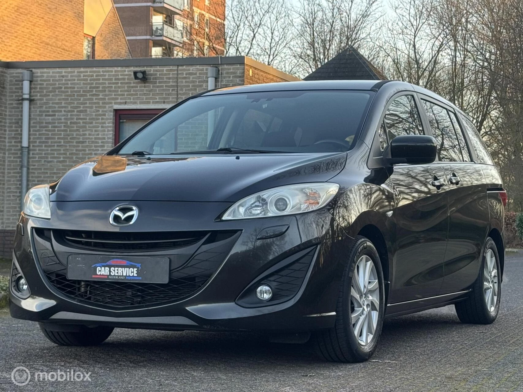 Hoofdafbeelding Mazda 5