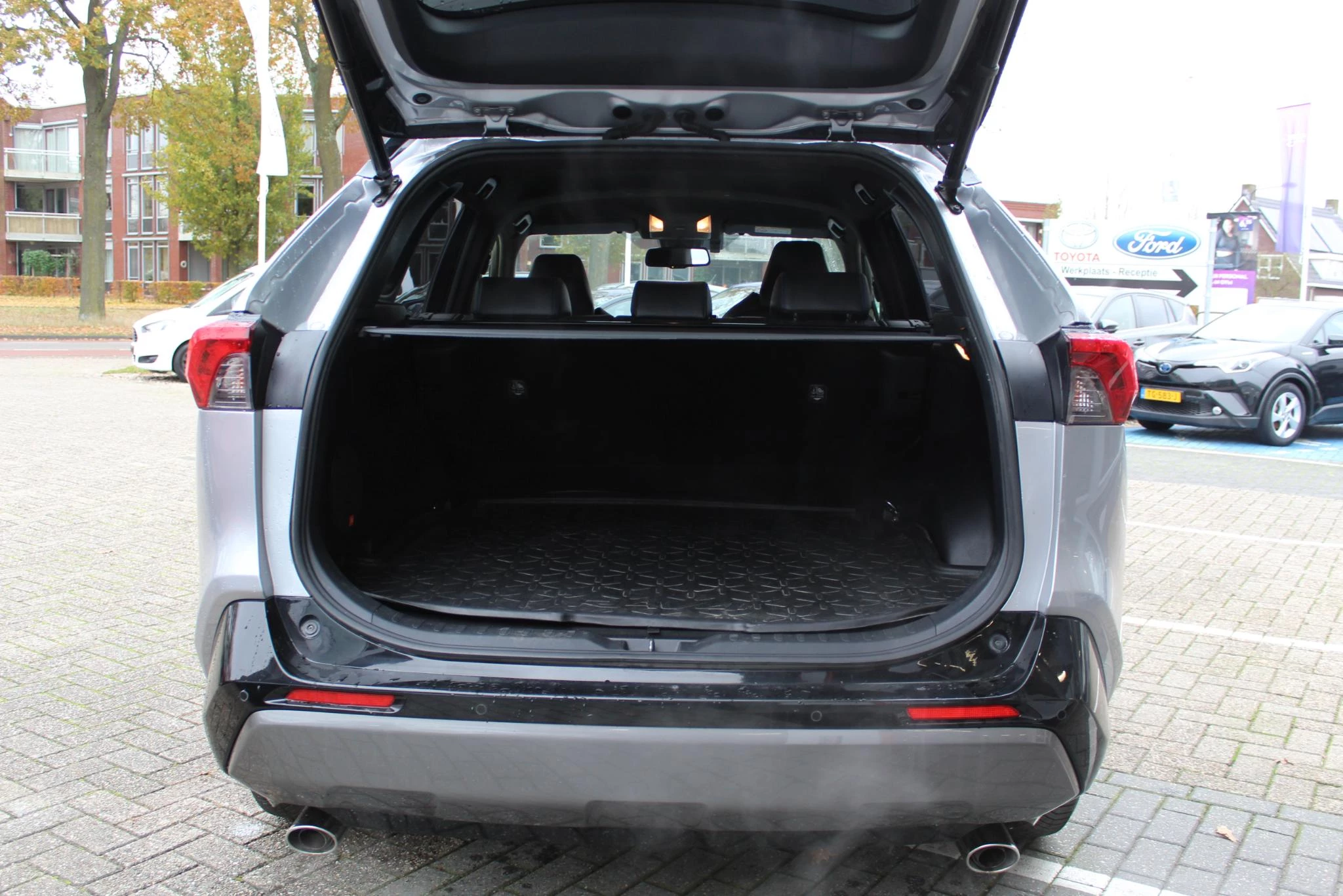 Hoofdafbeelding Toyota RAV4