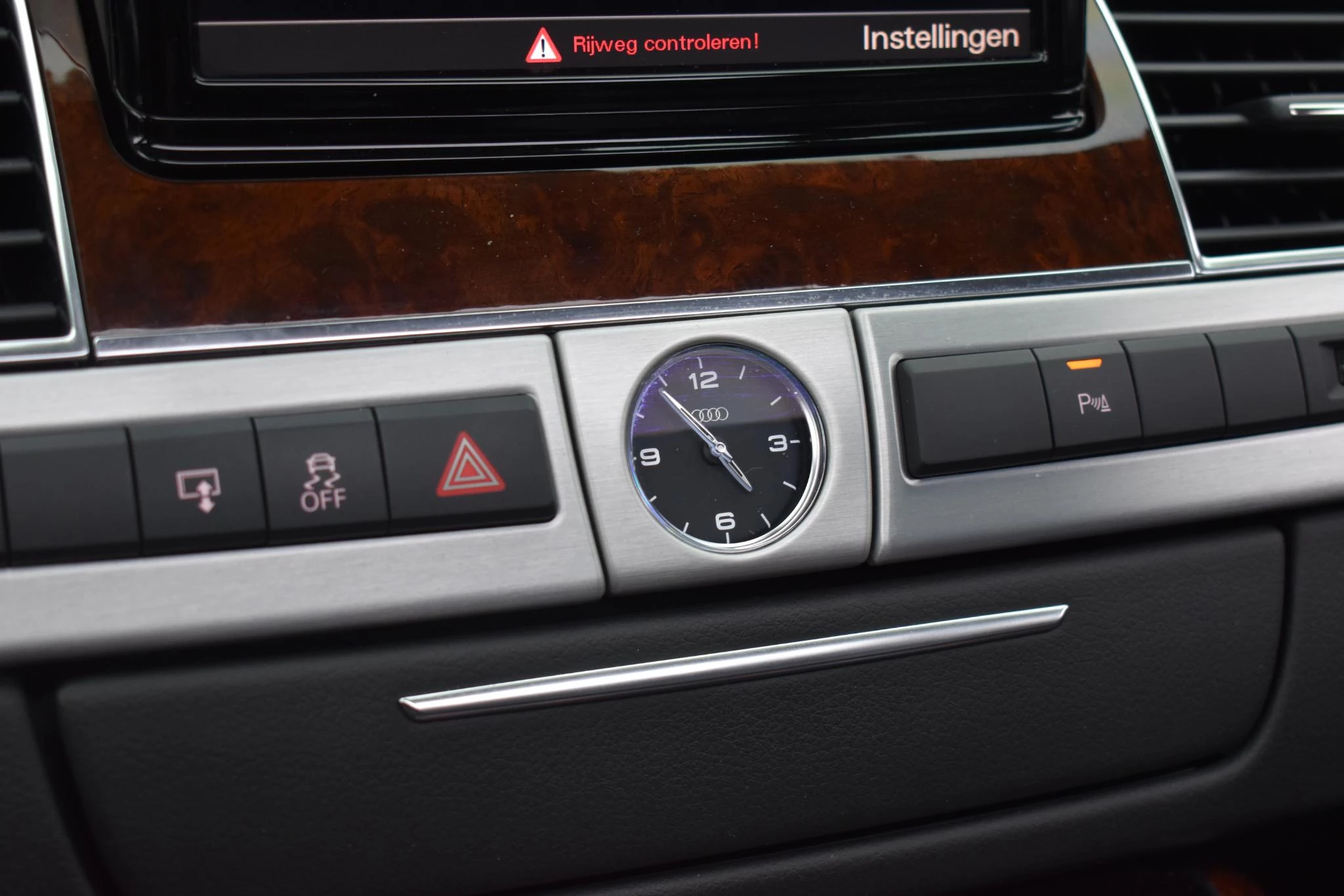 Hoofdafbeelding Audi A8