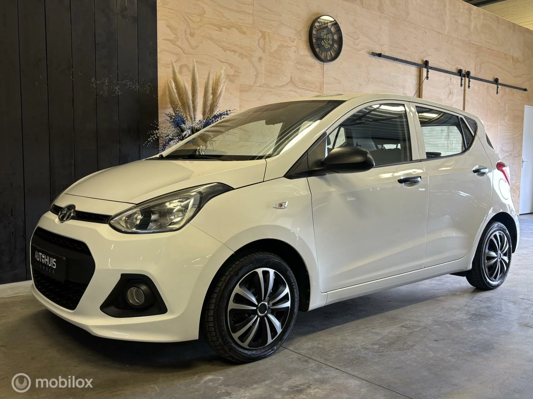 Hoofdafbeelding Hyundai i10