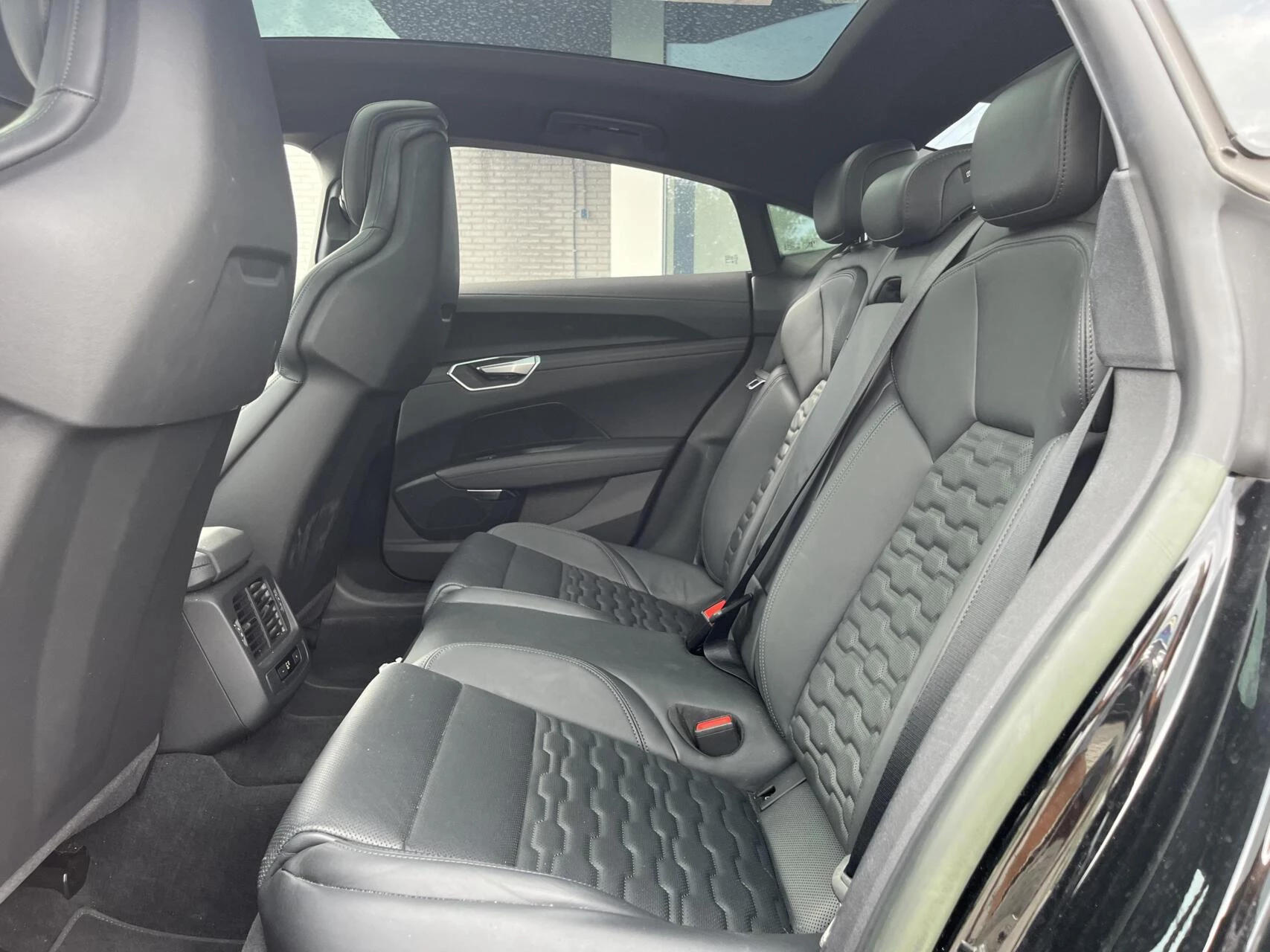 Hoofdafbeelding Audi e-tron GT