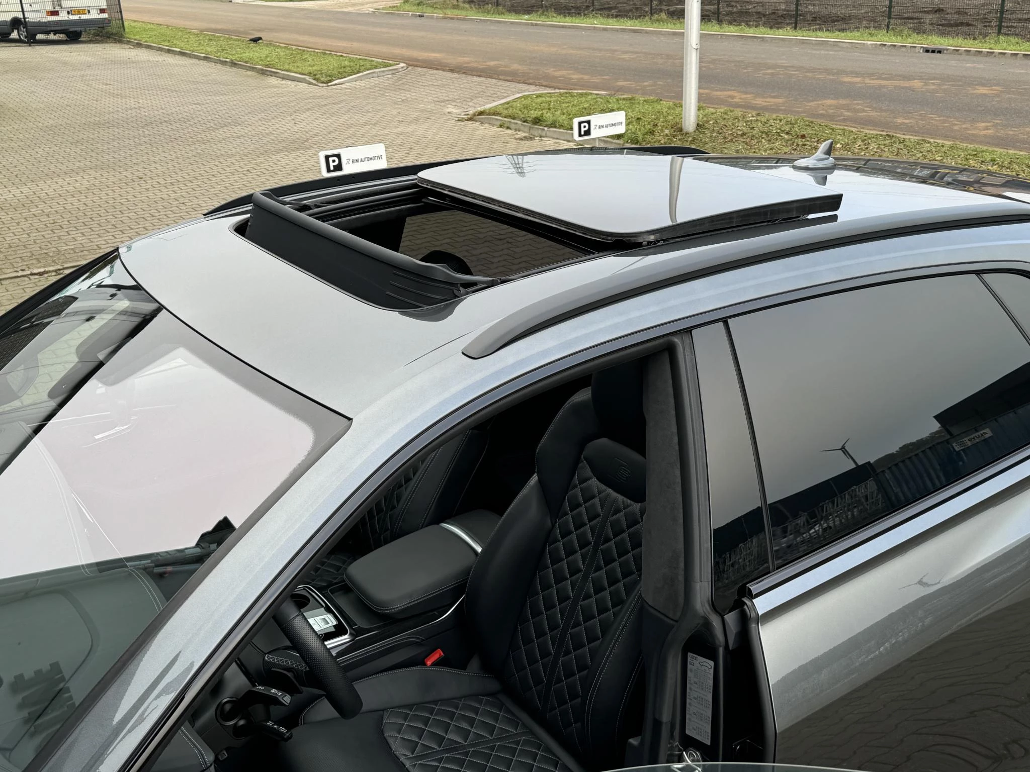 Hoofdafbeelding Audi Q8