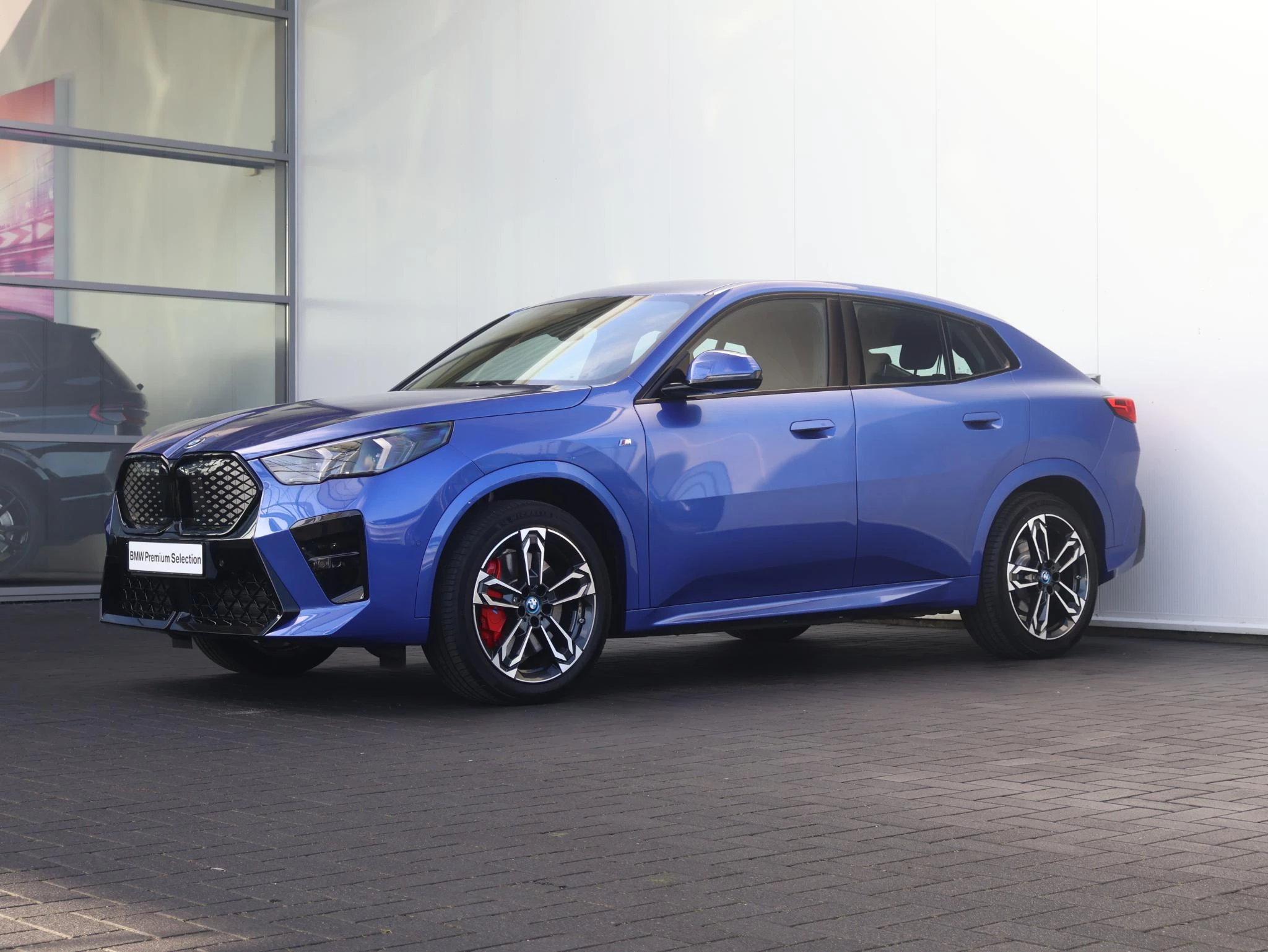 Hoofdafbeelding BMW iX2