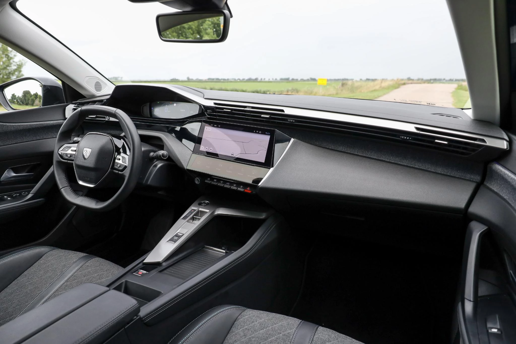Hoofdafbeelding Peugeot 408