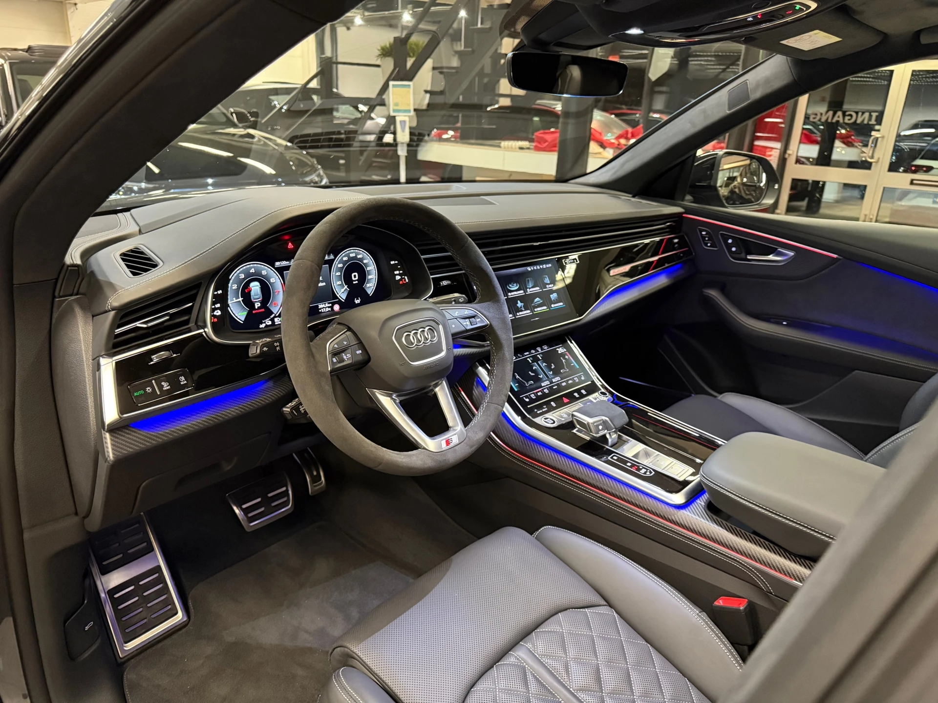 Hoofdafbeelding Audi Q8