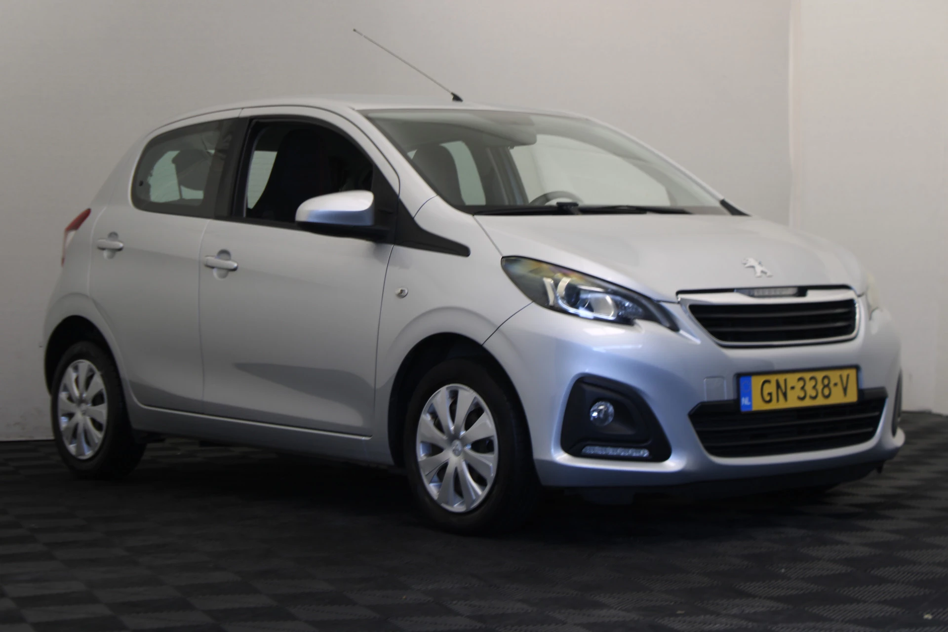 Hoofdafbeelding Peugeot 108