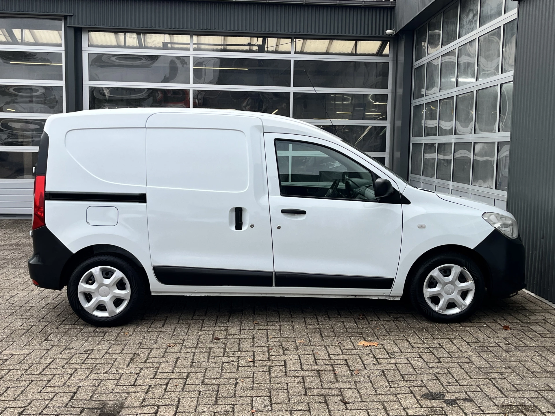 Hoofdafbeelding Dacia Dokker