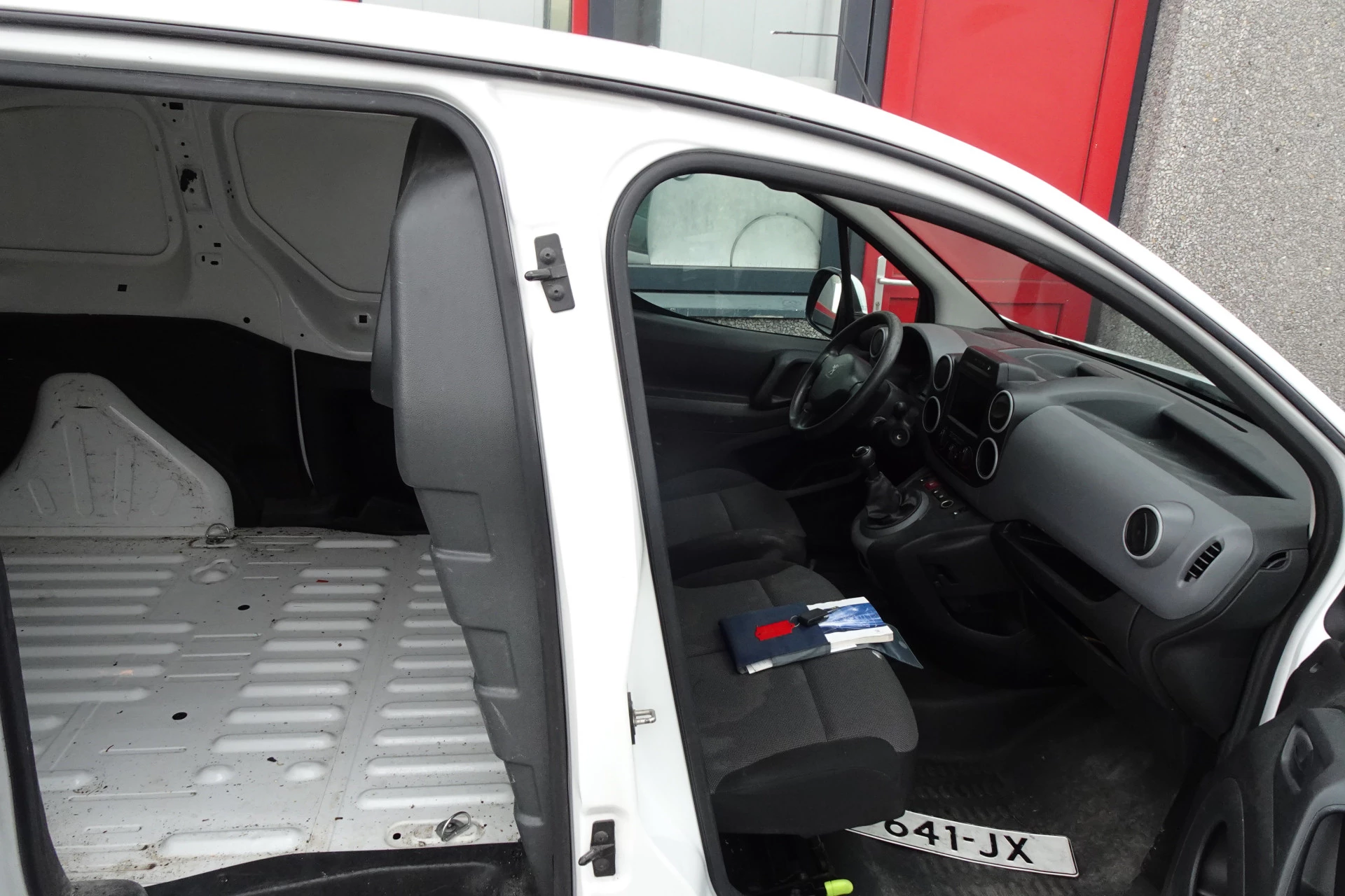 Hoofdafbeelding Peugeot Partner