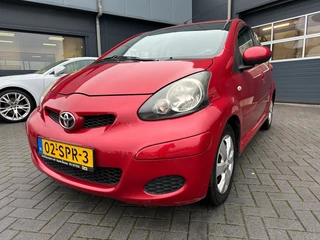 Toyota Aygo 1.0 met APK 11-2026! Airco, navigatie