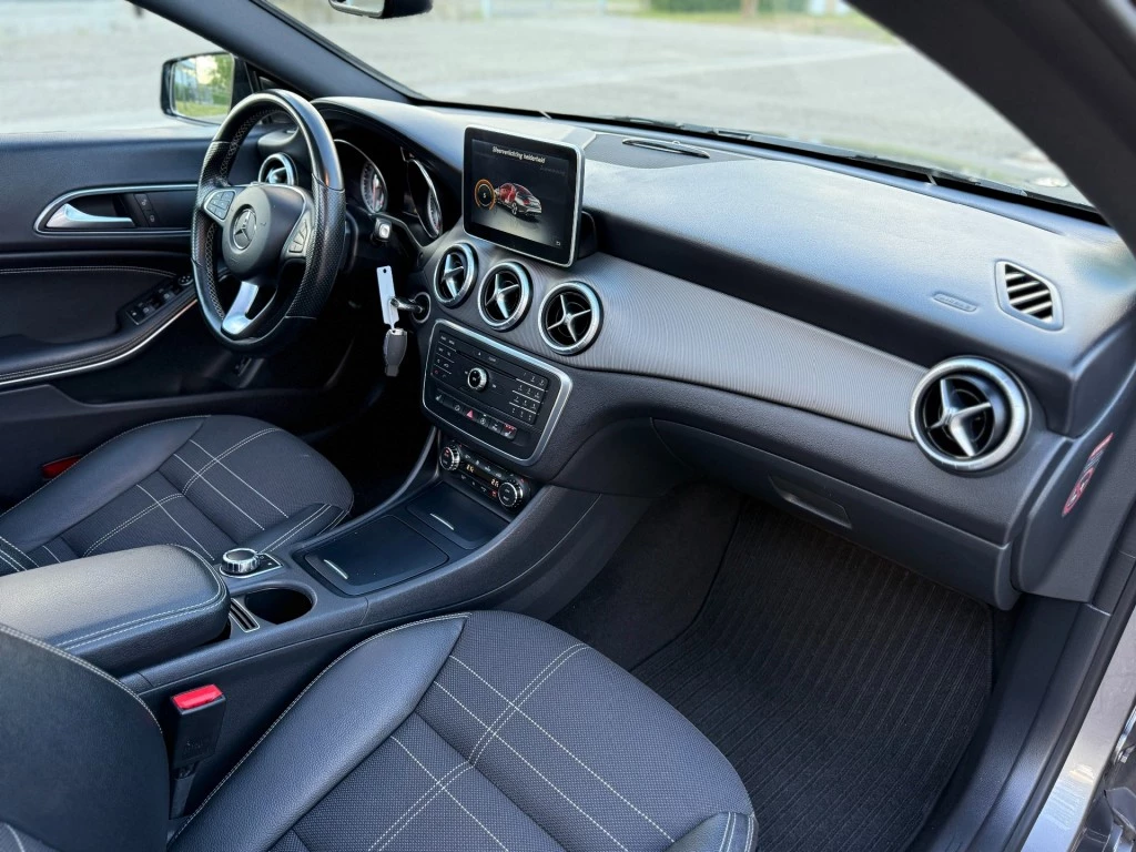 Hoofdafbeelding Mercedes-Benz 200