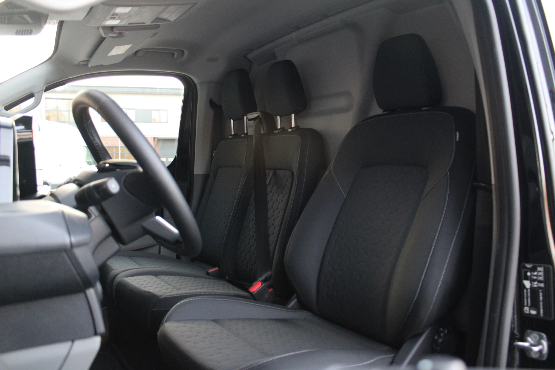 Hoofdafbeelding Ford E-Transit Custom