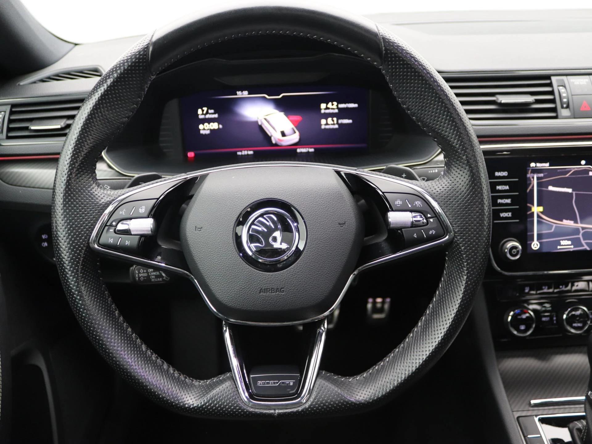 Hoofdafbeelding Škoda Superb