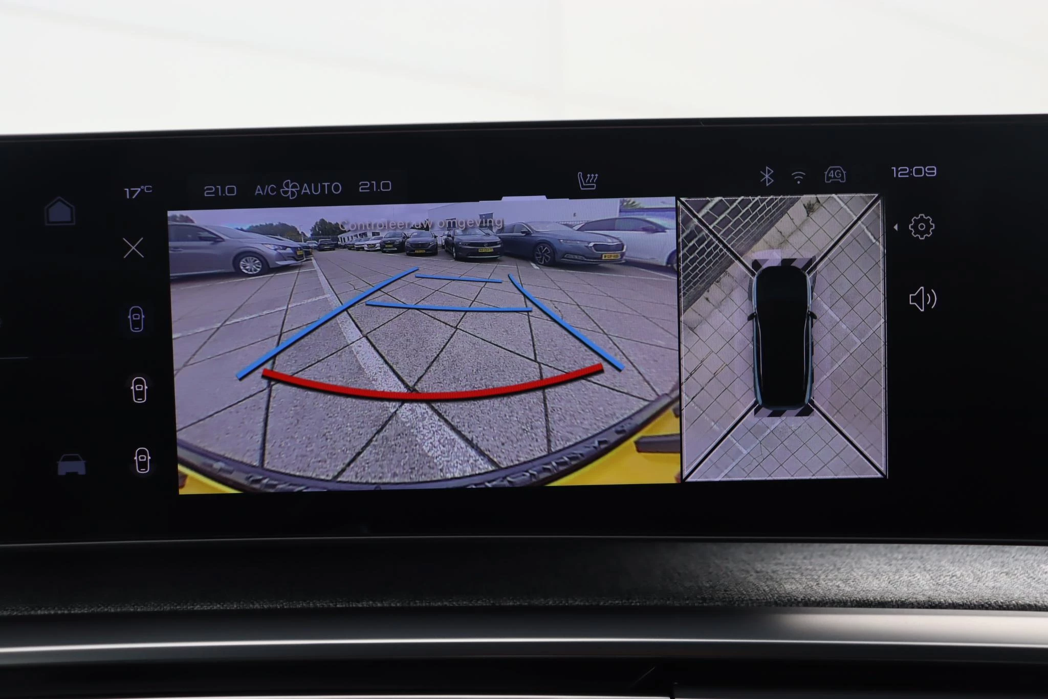 Hoofdafbeelding Peugeot e-3008