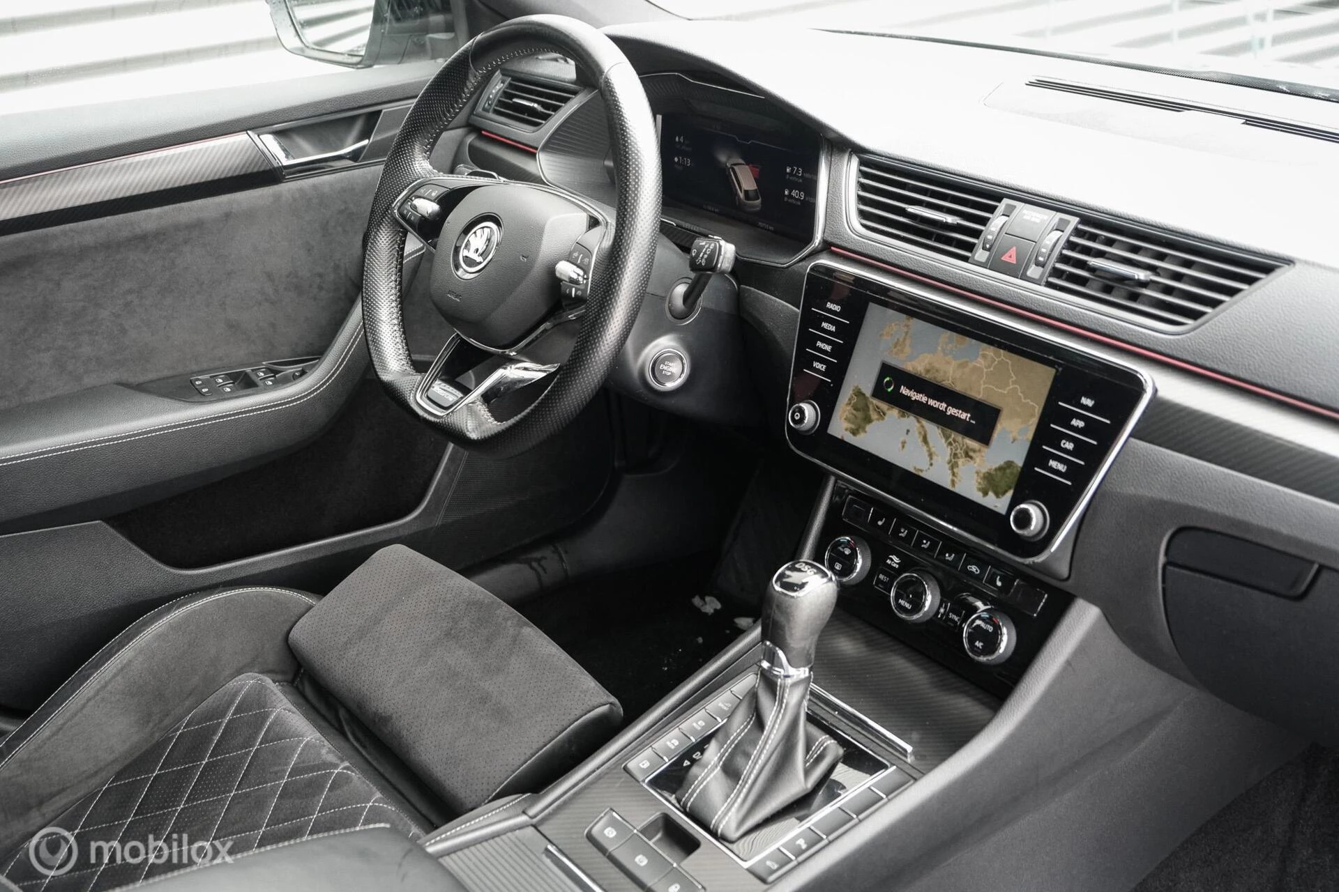 Hoofdafbeelding Škoda Superb