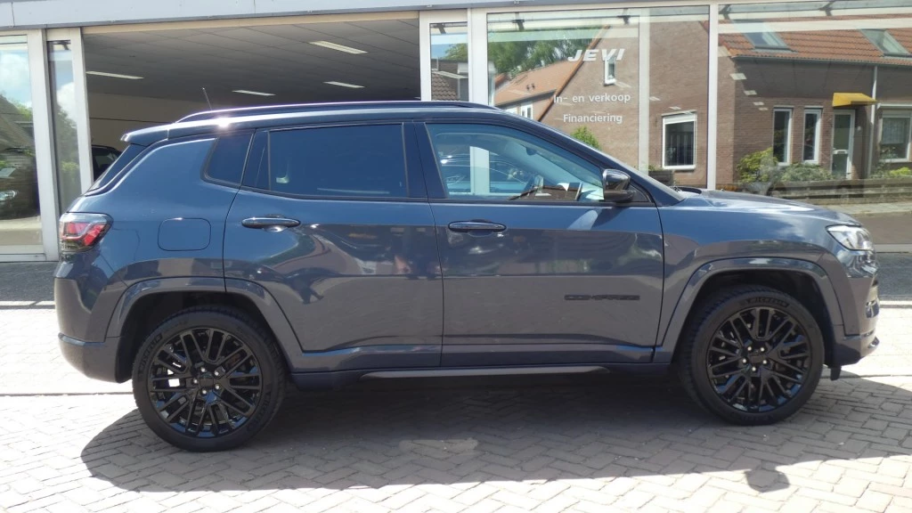 Hoofdafbeelding Jeep Compass