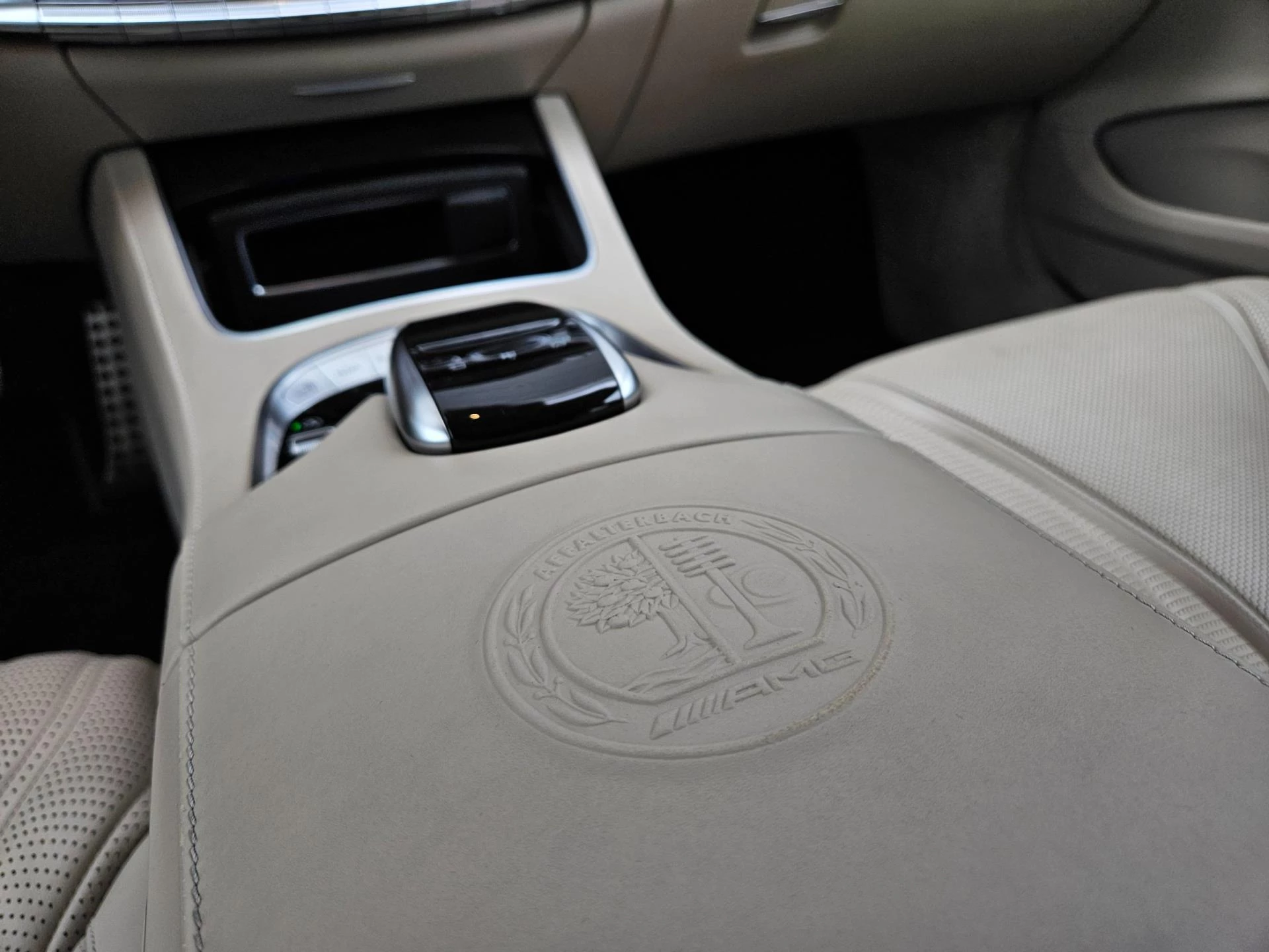 Hoofdafbeelding Mercedes-Benz S-Klasse