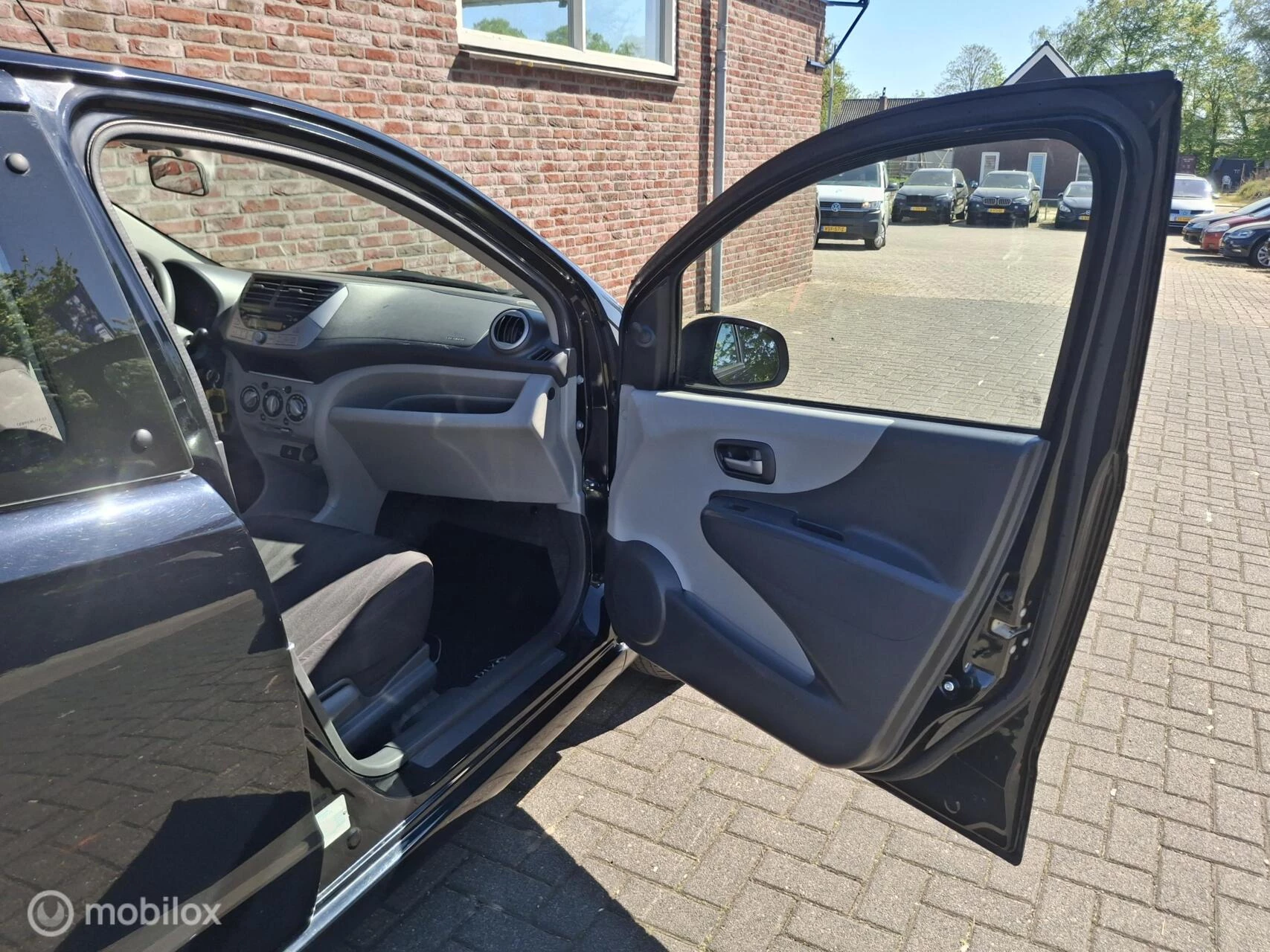 Hoofdafbeelding Nissan Pixo