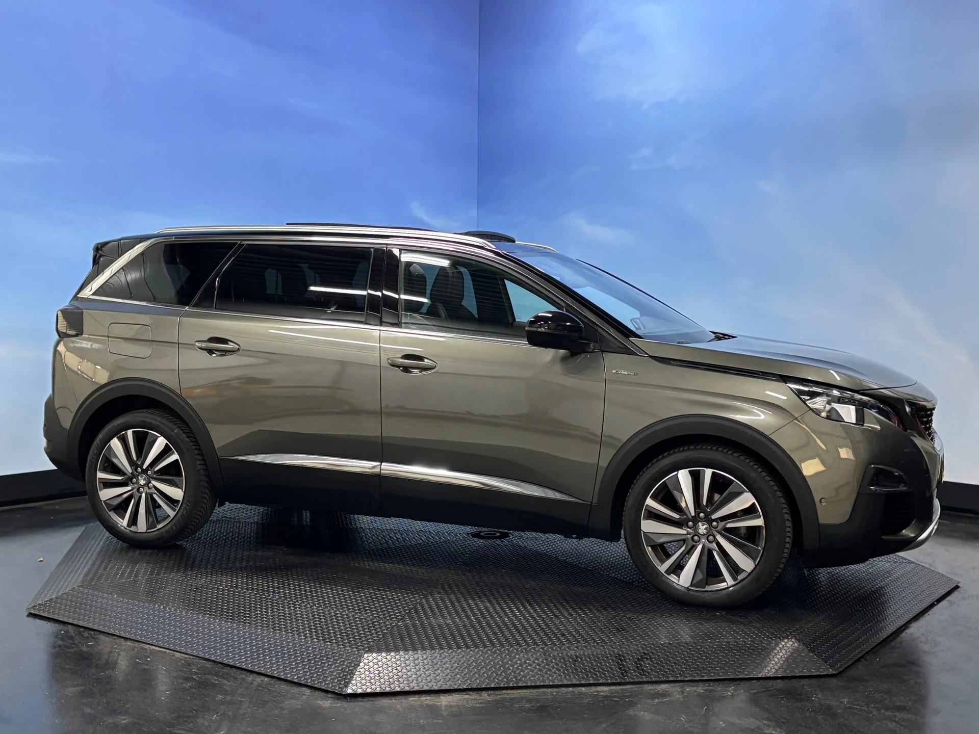 Hoofdafbeelding Peugeot 5008